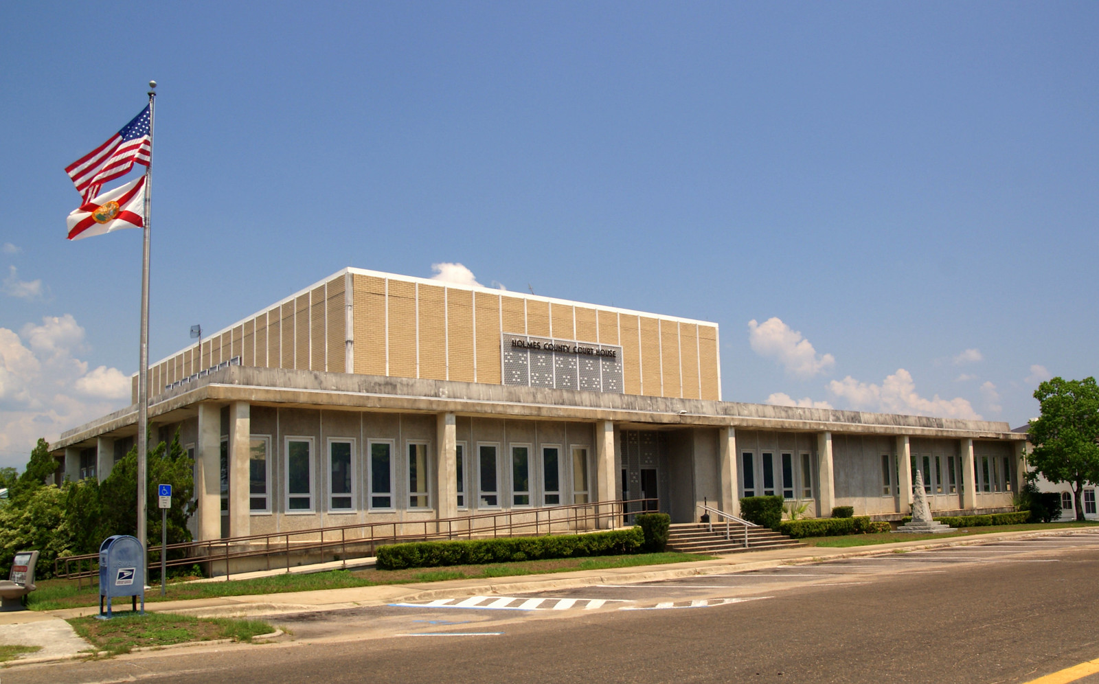 Courthouse in Bonifay Florida